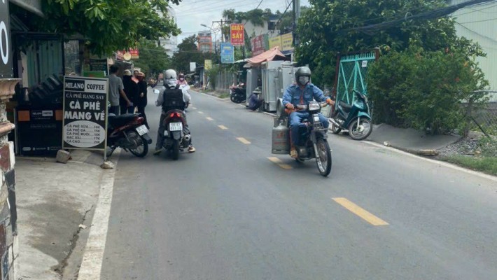 CHÍNH CHỦ cần bán dãy phòng trọ Mặt đường 79 Phước long B ( gần vành đai 2 ) .Tp Thủ Đức 