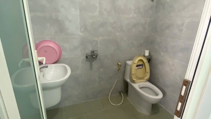 Bán nhà mặt tiền đường 185 1 Trệt, 3 Lầu, 4PN, 5WC, Phước Long B, Quận 9(cũ)