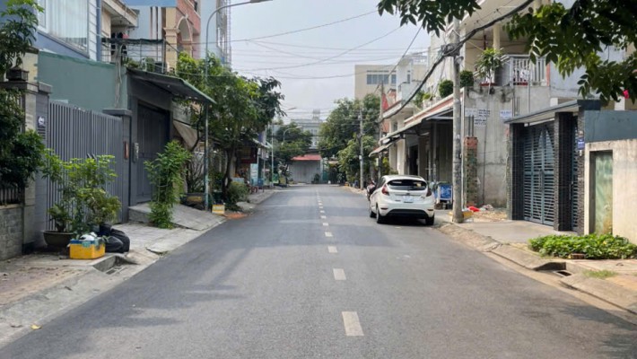CẦN BÁN GẤP NHÀ GÓC 2 MẶT TIỀN ĐƯỜNG 185, PHƯỜNG PHƯỚC LONG B