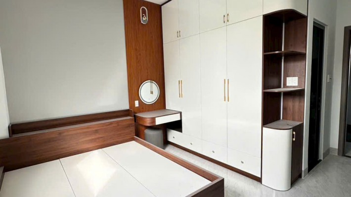 NHÀ MỚI TOANH – TRUNG TÂM LÊ VĂN VIỆT, THỦ ĐỨC
