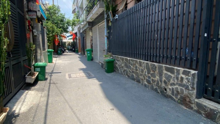 NHÀ MỚI RA LÒ – THIẾT KẾ HIỆN ĐẠI – GIÁ TỐT