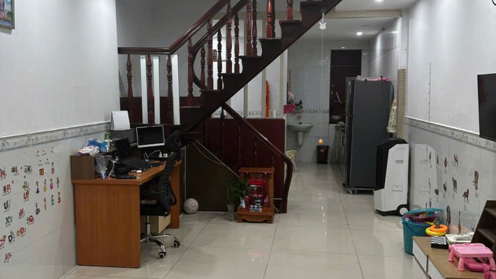 NHÀ MỚI RA LÒ – THIẾT KẾ HIỆN ĐẠI – GIÁ TỐT