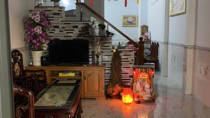 Chính chủ cần bán gấp nhà 1 trệt 2 lầu Phước Long B