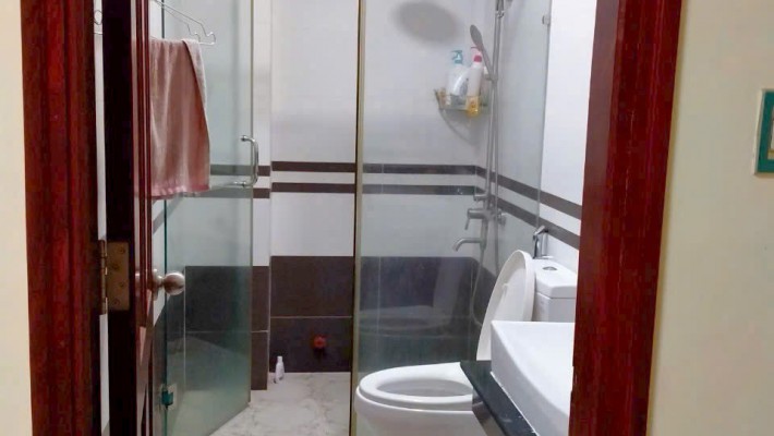 Bán gấp nhà đẹp sau chợ Tăng Nhơn Phú B – Đình Phong Phú, Q9