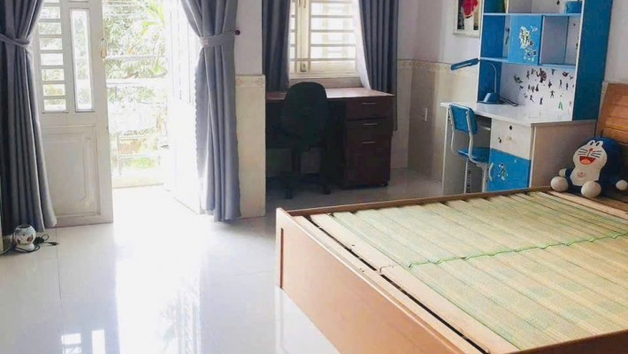 NHÀ ĐẸP TRUNG TÂM QUẬN 9 – MẶT TIỀN 3 TẦNG GẦN VINCOM CHỈ 8,3 TỶ