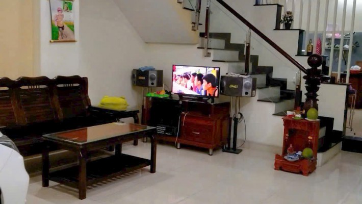 Bán gấp nhà đẹp sau chợ Tăng Nhơn Phú B – Đình Phong Phú, Q9